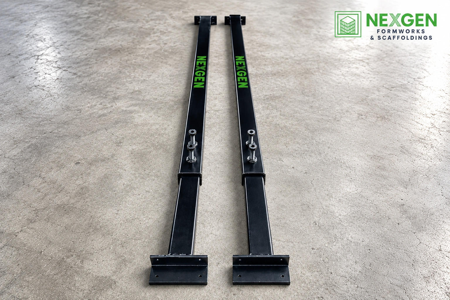 Telescopic span support system for construction